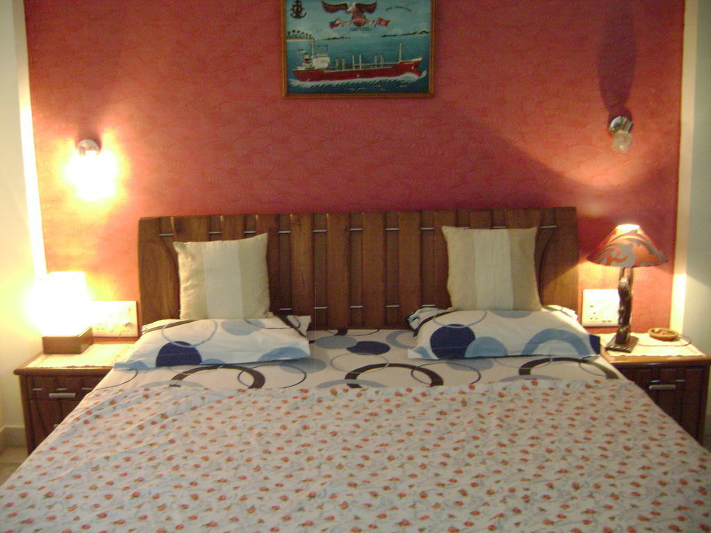 Sabs Bed And Breakfast Nueva Delhi Habitación foto